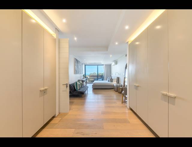 2 BEDROOM APARTMENT TO LET IN CAMPS BAY